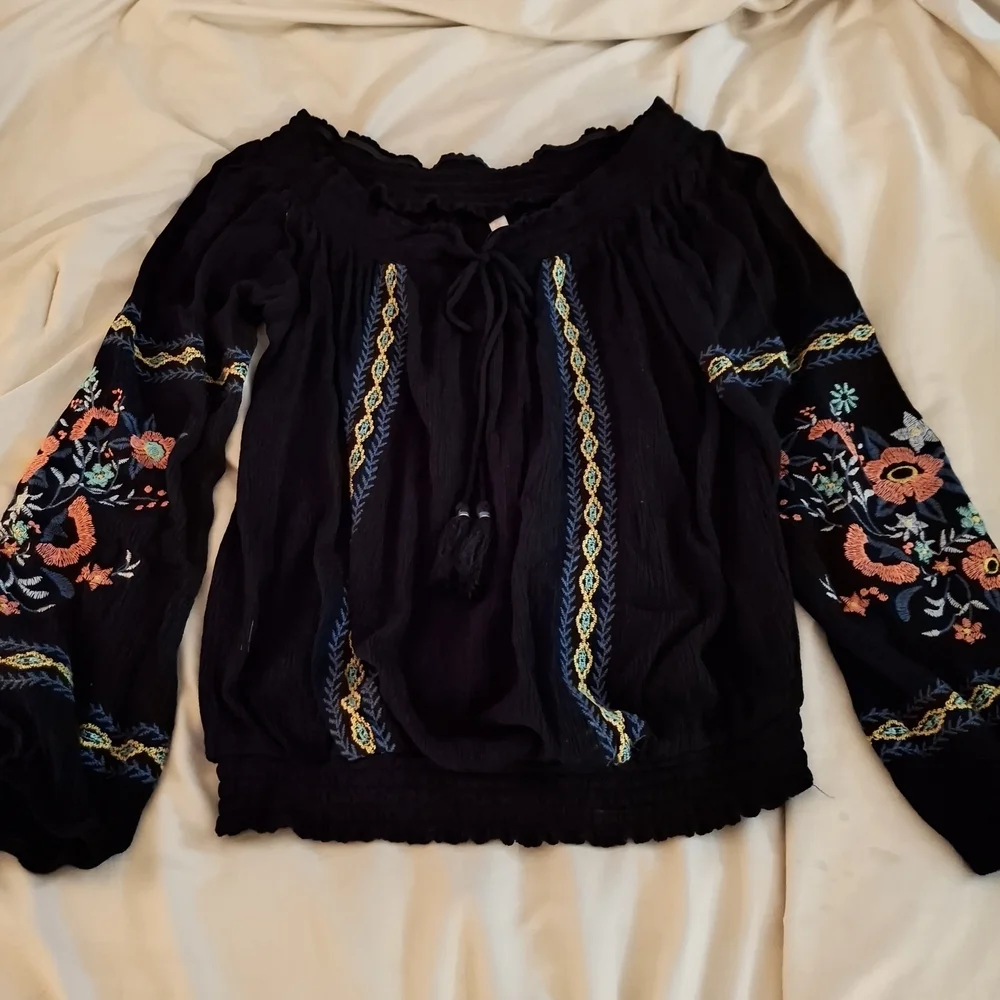 Xhilaration Black Embellished Tie Front Blouse - Picture 3 of 6